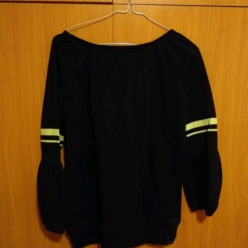 Sweatshirt like new, one size