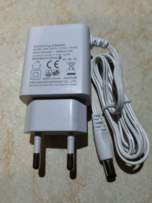 Power adapter 12V 1000mA DSA-12PF11-12 FEU white new
