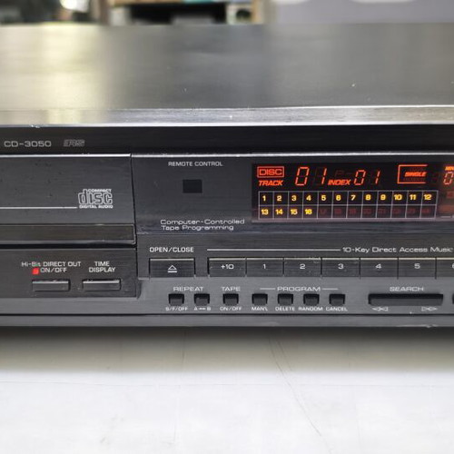 Yamaha CD 3050 CD player used, very good condition
