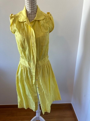 Zara dress medium used, very cool, yellow