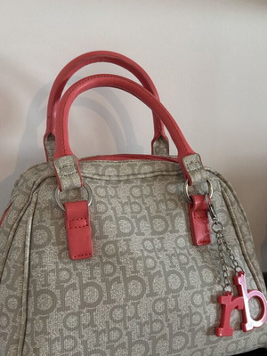 Rocco Barocco women's gray handbag like new