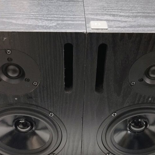 TASCAM VL X5 studio monitor used in very good condition