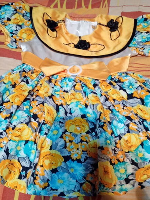 Baby dress like new with veils, embroidery and appliques size 20