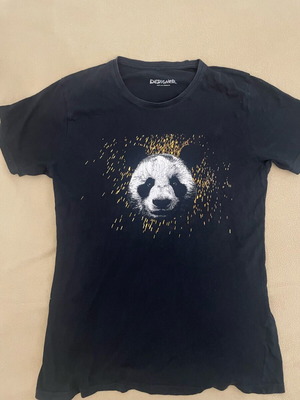 Designer tshirt size M like new