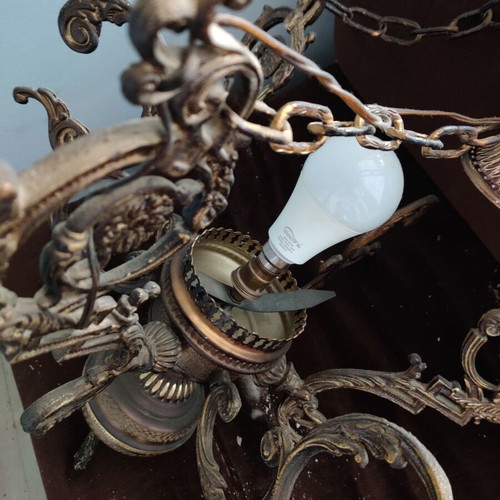 Ceiling light used
