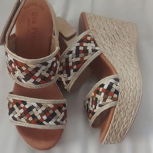 Eva Frutos platform sandals like new, size 37, beige