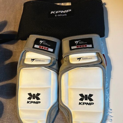 Electronic Taekwondo Foot Protectors like new