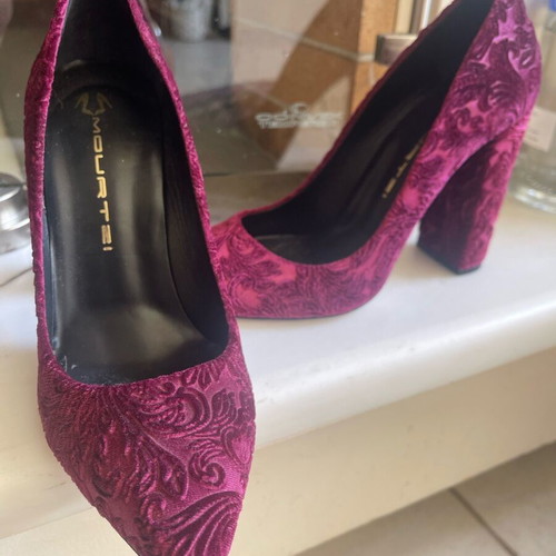 Mourtzi pointed velvet pumps used, red, size 38