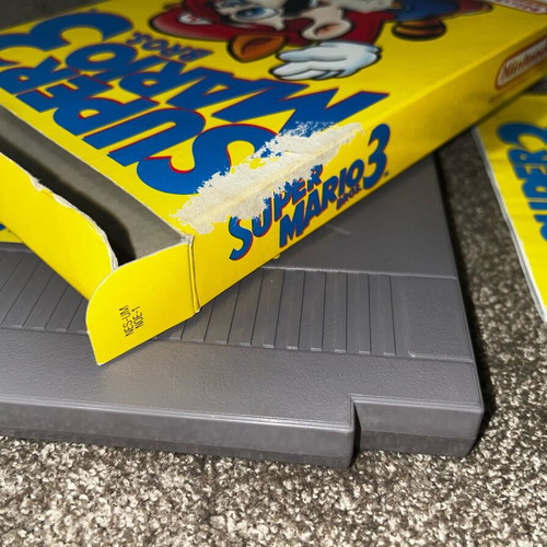 Super Mario 3 game for Nintendo NES used, Greek edition