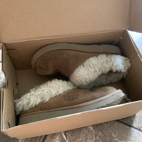 Ugg low boots used, size 32.5, beige