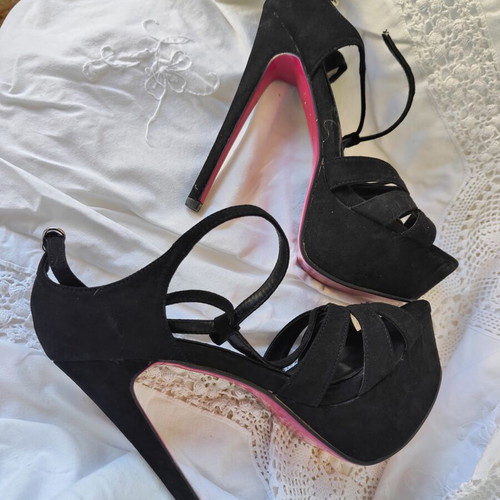 Diamantique black suede pumps used, size 37, 12 cm heel