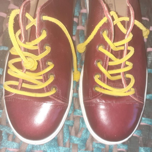 Pitbull leather sneakers like new, size 40, red