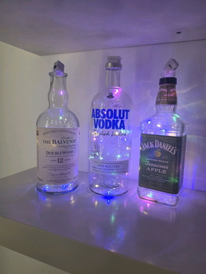 Διακοσμητικά LED λαμπάκια σε μπουκάλια νέα, Absolut Vodka Jack Daniel’s Balvenie