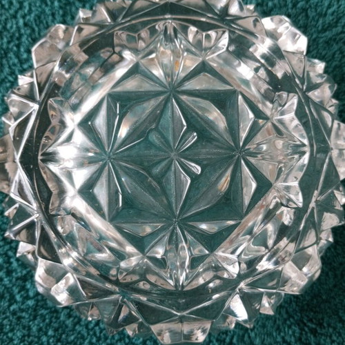 Ashtrays pair new, crystal, heavy