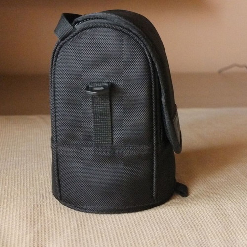 Nikon CL-M3 lens case like new for 14-24mm and 24-70mm lenses