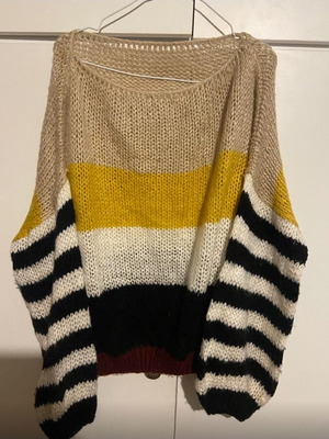 Wool sweater women's medium used, multicolor