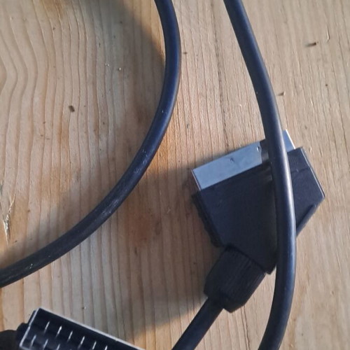 Scarf cable 1m like new