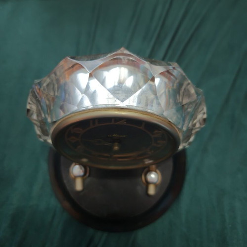 Mayak Crystal Mechanical Desk Clock, Soviet Vintage 1965–1970