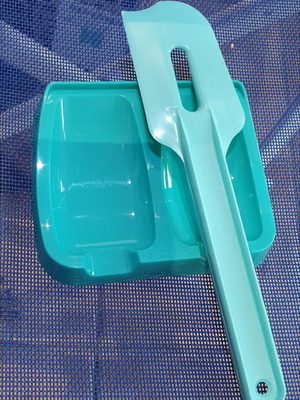 Tupperware kitchen helper set new, 3 pieces, mint and dark blue