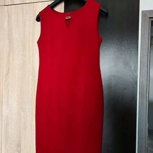 Red elastic midi dress like new, size L
