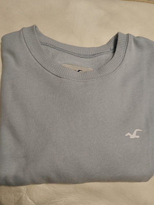 Hollister women's sweatshirt S like new, light blue