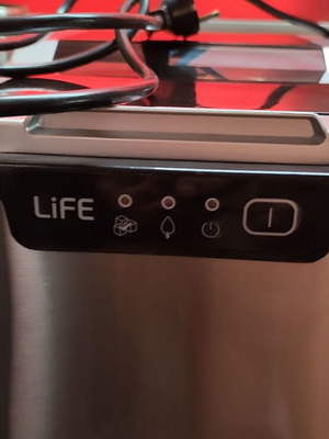 Ice machine like new