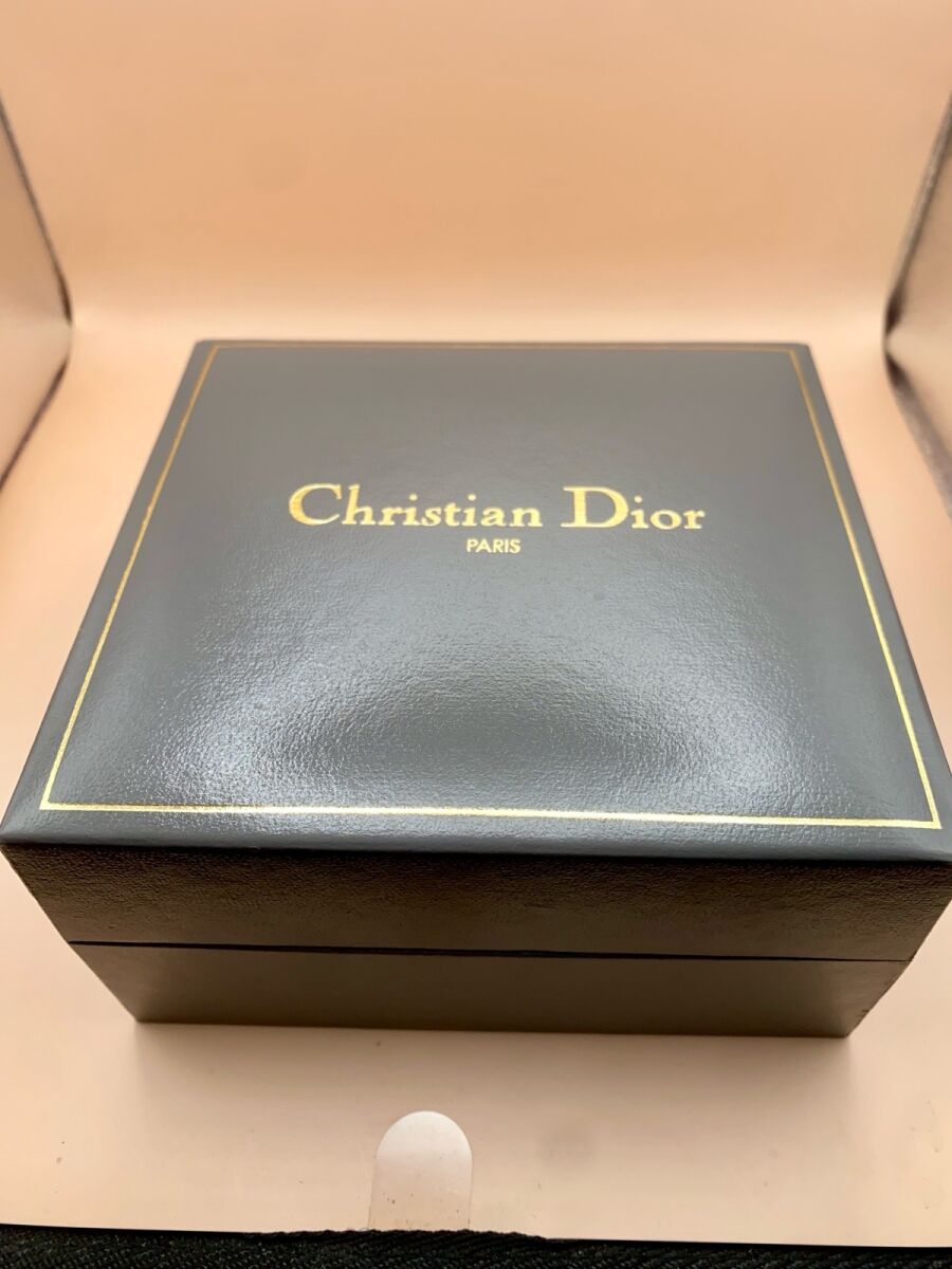 Christian Dior Women's Watch D78-109… - € 280,00 - Vendora.cy