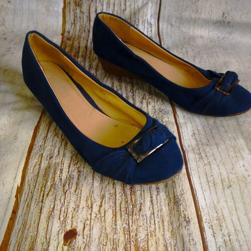 Suede ballerinas *JFLOWERS*. In excellent condition.