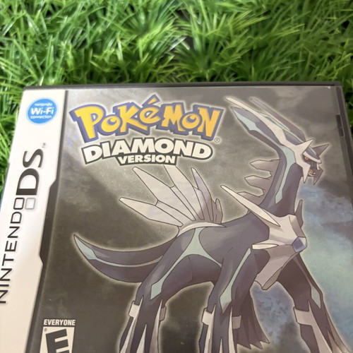Pokémon Diamond Nintendo DS like new, complete with manuals