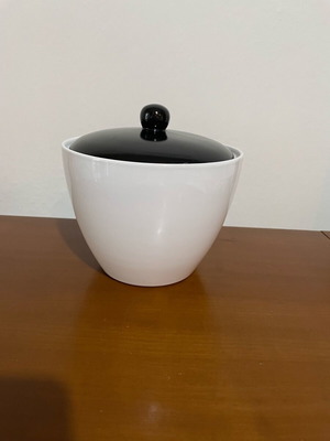Ceramic biscuit jar unused