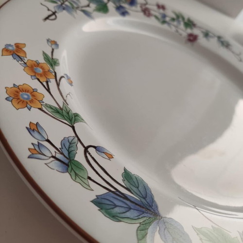 Woodhill porcelain plates like new, set of 3 pieces