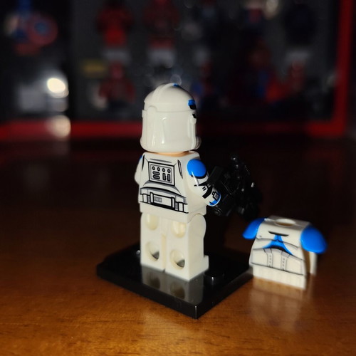501st Legion Trooper Lego minifigure with blaster and armor