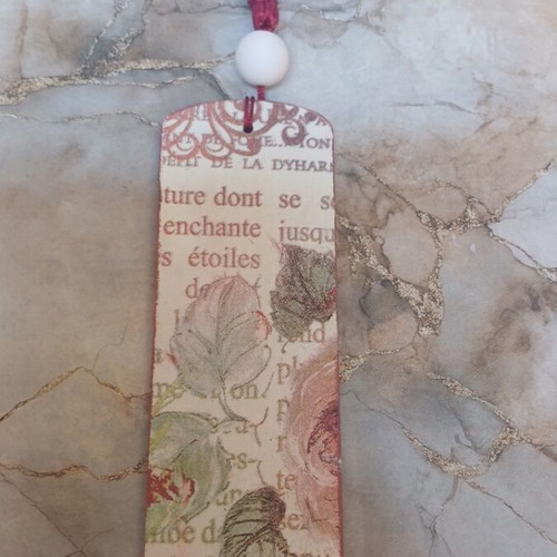 Handmade wooden bookmark MDF with vintage floral design and burgundy tassel