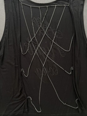 Top with chains like new, black, size M