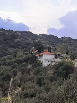 Μεζονέτα επιπλωμένη 120 τ.μ. στην Αχαΐα με θέα και κήπο