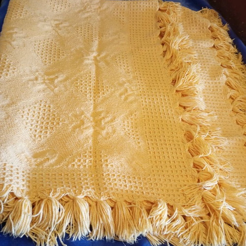Wool Blanket like new, 160x200 cm, rich texture, beautiful color