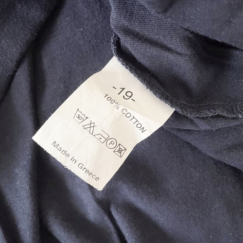 -19- (19 Menswear) T-shirt Medium black and blue like new