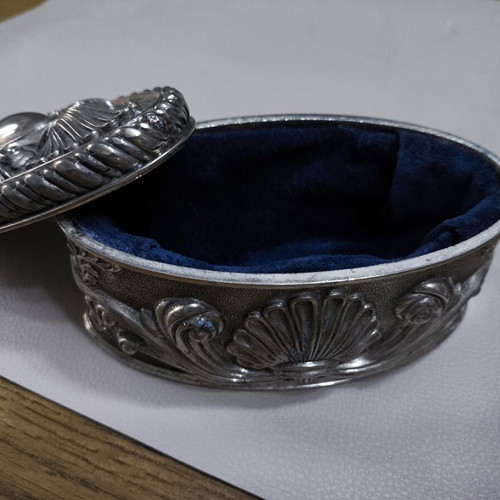 Silver-plated vintage jewelry box used, dark blue velvet interior