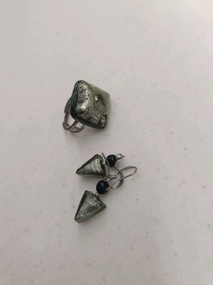 Set earrings ring used