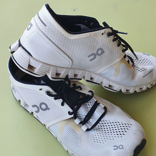Sneakers size 42 used, white