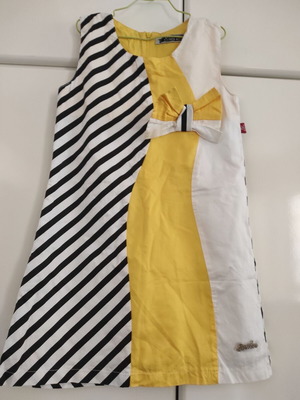 Παιδικό καλοκαιρινό φόρεμα Εβίτα No 8 σαν καινούργιο, άσπρο και κίτρινο