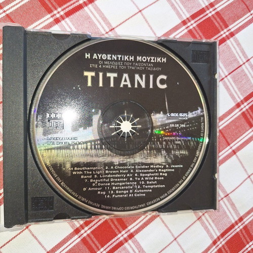 Titanic CD used with music from the movie