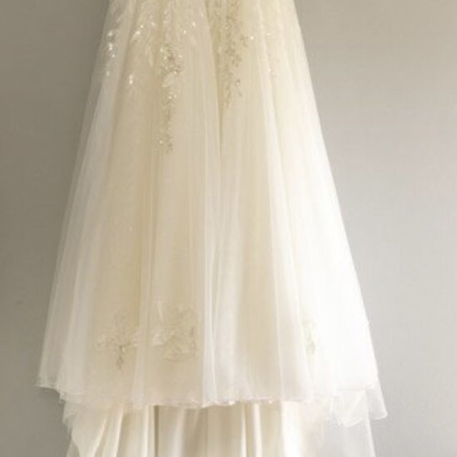 Wedding dress like new, size S-M, white/ivory, princess style