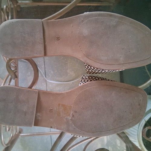 Exe beige and black raffia flat sandals size 40 like new