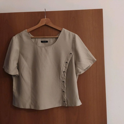 Barisal women's crop blouse like new, one size