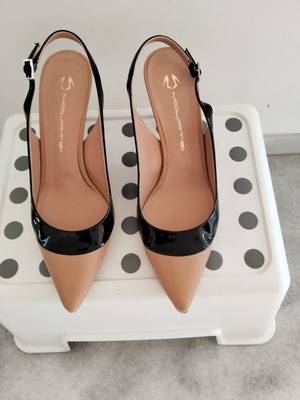 Δερμάτινα slingbacks Mourzi μέγεθος 40 nude μπεζ σαν καινούργια