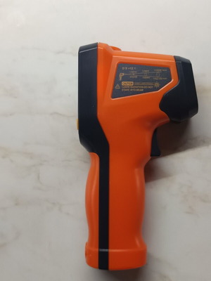 Thermometer digital with infrared like new