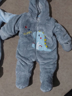 Fleece baby sleeping bag and outfit 0-3 months gray like new