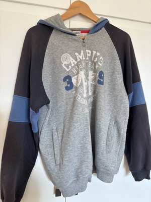 Mandarino hoodie jacket used, size 176 cm