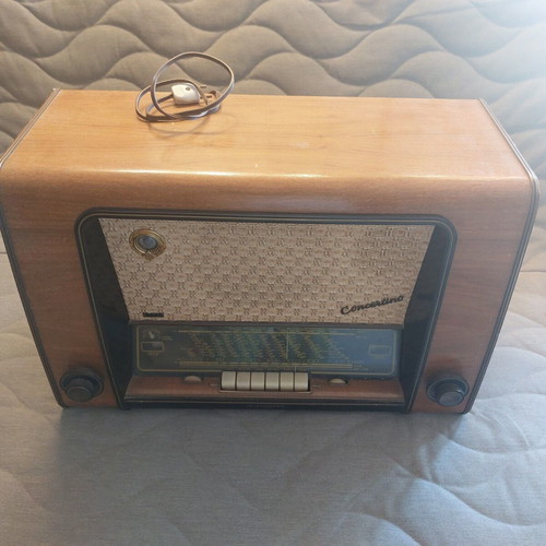 Telefunken Allstrom Super Concertino 55 tube radio like new